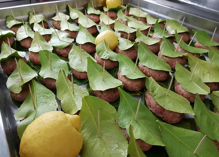 Il Casale Delle Rose كالتاجيروني